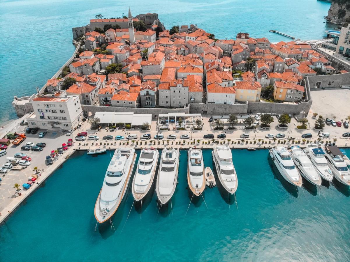 La Villa Boutique Hotel Budva Exterior foto